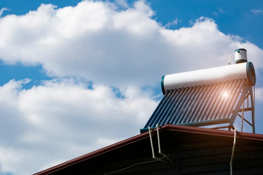 Güneş Enerjisinin Enerji Verimliliği ve Çevresel Faydaları ait görsel